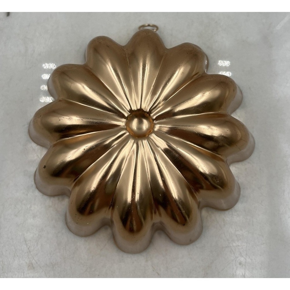 Vintage Copper Fluted Gelatin Cake Mold 3.5 Cup Scalloped Wall Decor 7 inch